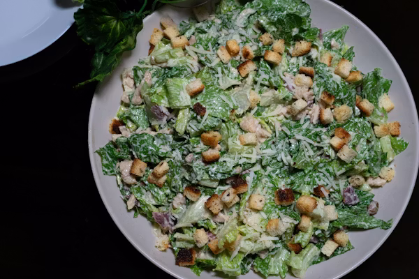 Salade fraîche de la carte des Canoux